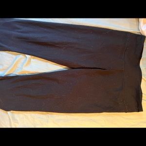 Black under armour leggings